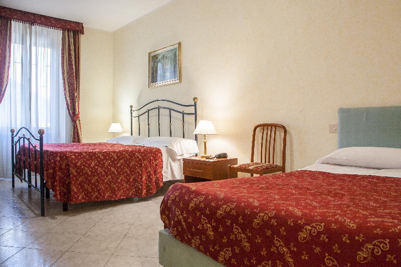 Hotel Marsala Roma Dış mekan fotoğraf