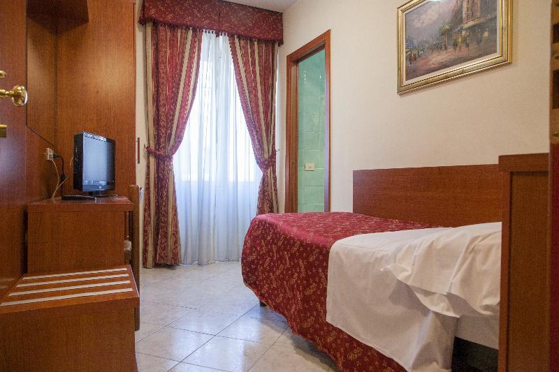 Hotel Marsala Roma Dış mekan fotoğraf